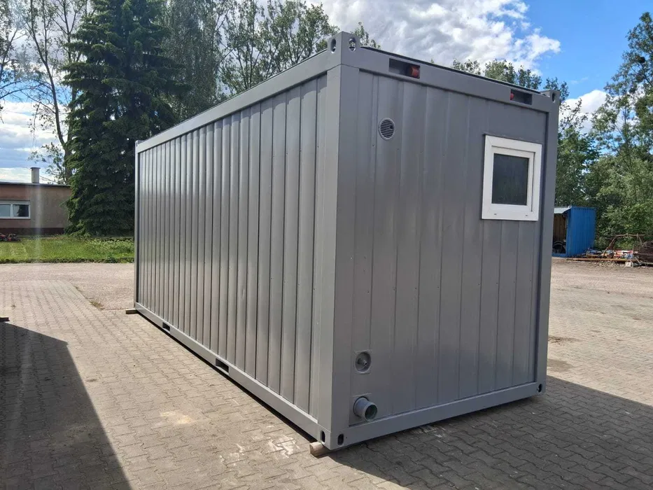 Kontener sanitarny toaletowy 20′ socjalny – toalety, pisuary, umywalki