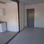 Kontener DUO biurowy podwójny socjalny z łazienką oraz aneksem kuchennym – wymiary : 6,06 m x 4,90 m