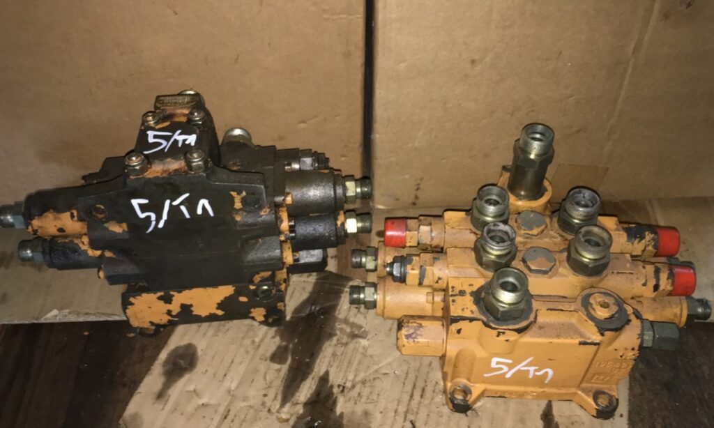 Rozdzielacz Rexroth Sigma 222652/03 J3343633 z koparki CASE 988