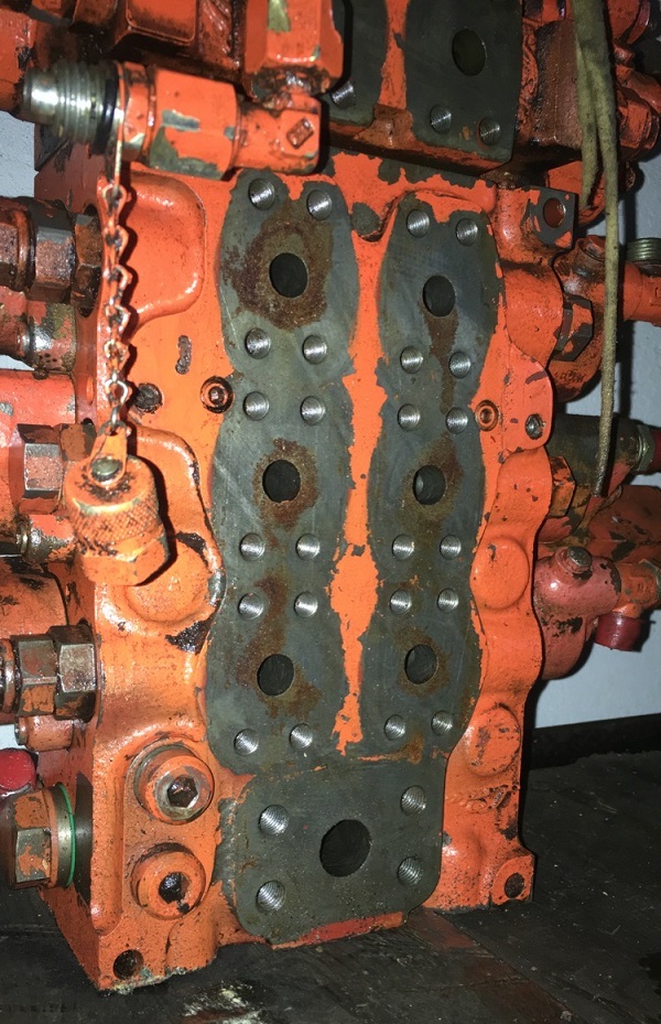 Rozdzielacz Linde 6613417203