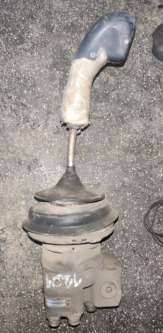 Joystick O&K Typ : 1 598 180/1 15981801