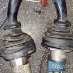 Joystick CASE Rexroth Mannesman 280489 01 / 280488 01(prawy sprzedany)