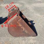Łyżka 42 cm, sworzeń fi 40 mm, ramie 14 cm