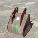 Łyżka 38 cm, sworzeń fi 40 mm, ramie 14 cm
