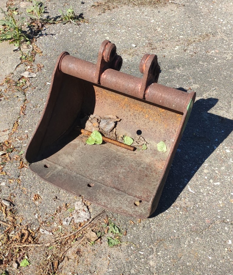 Łyżka 44 cm, sworzeń fi 25 mm, ramie 9,5 cm