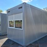 Kontener biurowy 20′ socjalny pracowniczy 6,06 m x 2,45 m , z nową wykładziną
