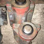 Stabilizatory z koparki ATLAS 1304 lub 1404