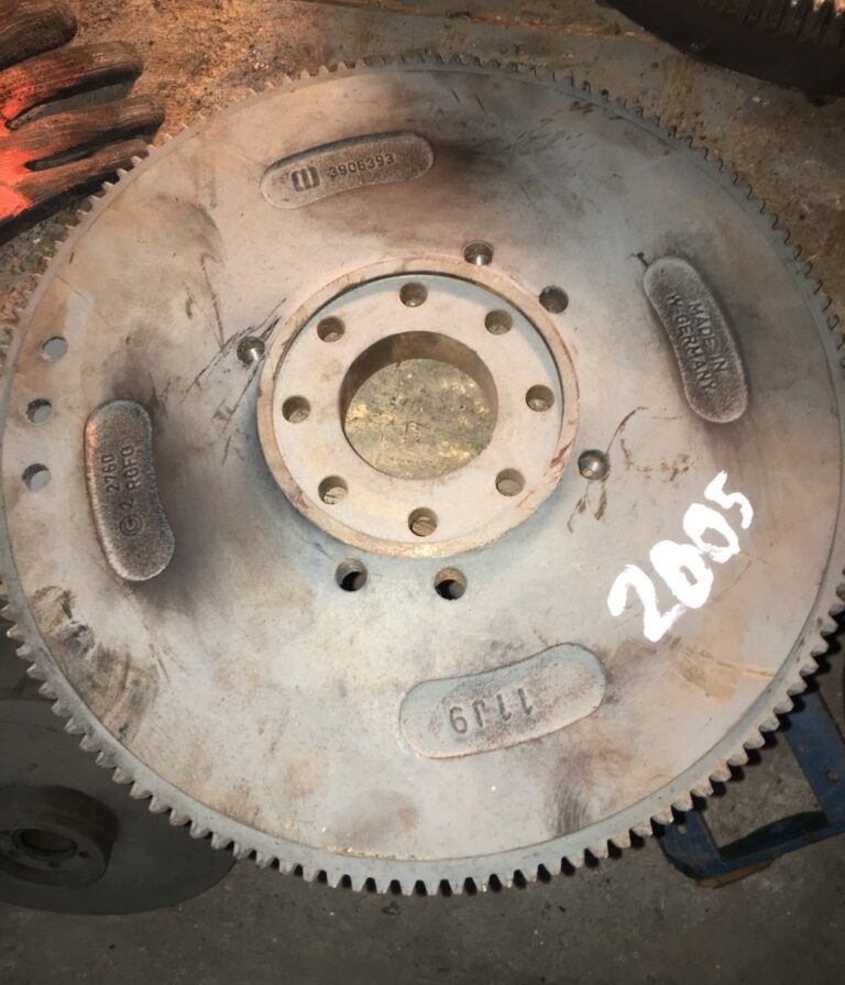 Koło zamachowe Cummins 3906393